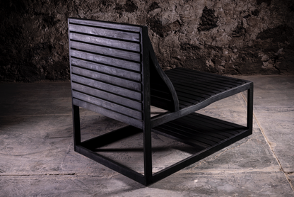 Pino Negro Lounge Chair